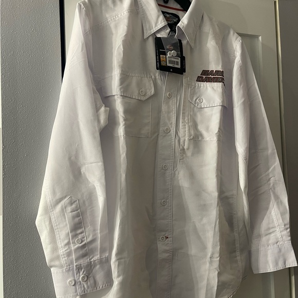 Harley-Davidson Classic White Button-Down Shirt - Picture 2 of 5